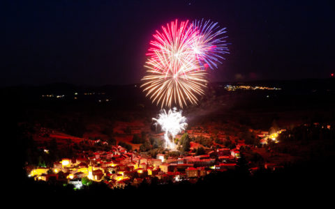 feu d'artifice auroux @ julian suau